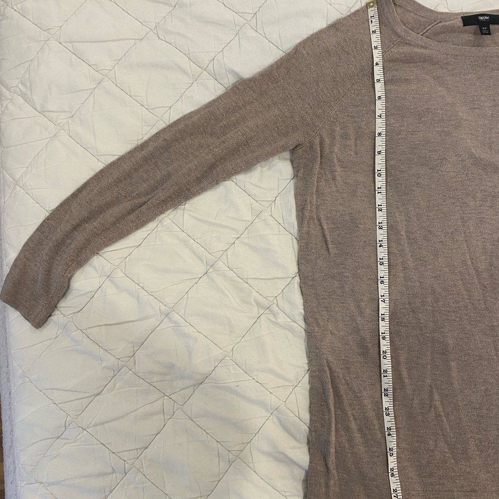 Mossimo Taupe Long Sleeve Sweater Size L – Women’s Lightweight Knit Top - Picture 4 of 5